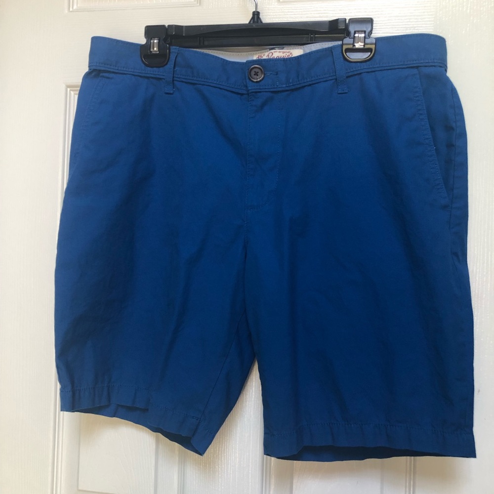 ****. SALE****** Men’s Penguin shorts